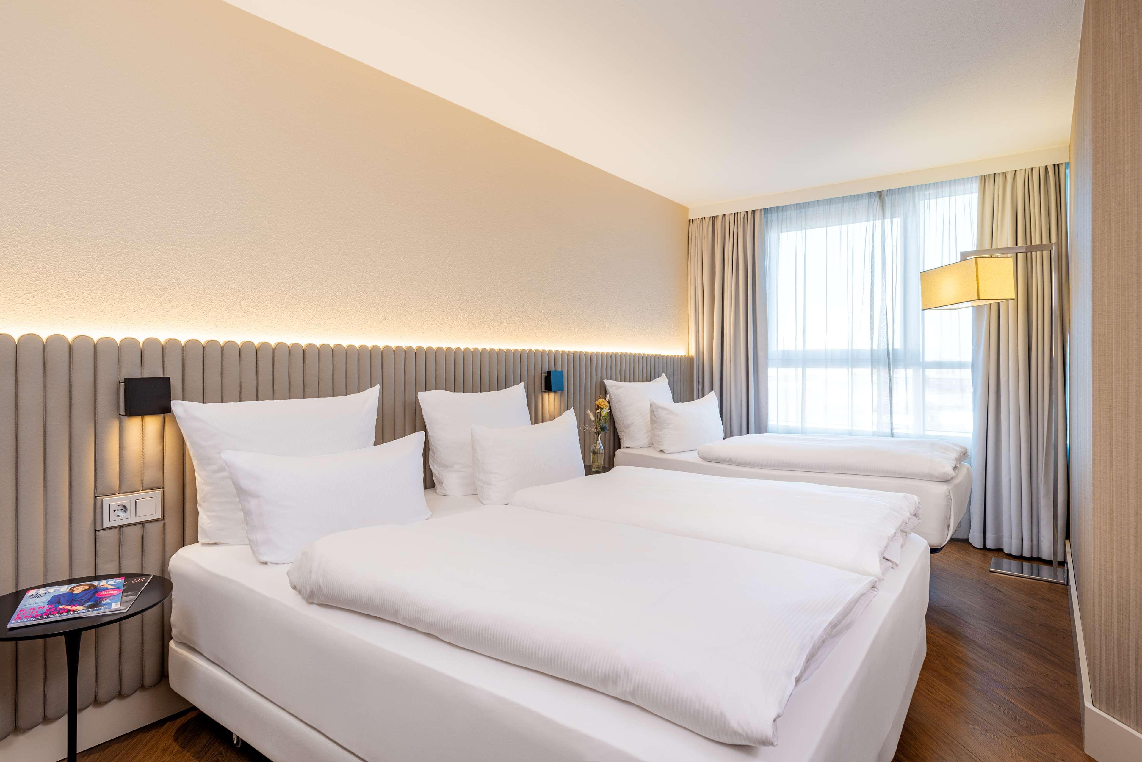 Hotel Nh Luxembourg Airport Niederanven Zewnętrze zdjęcie