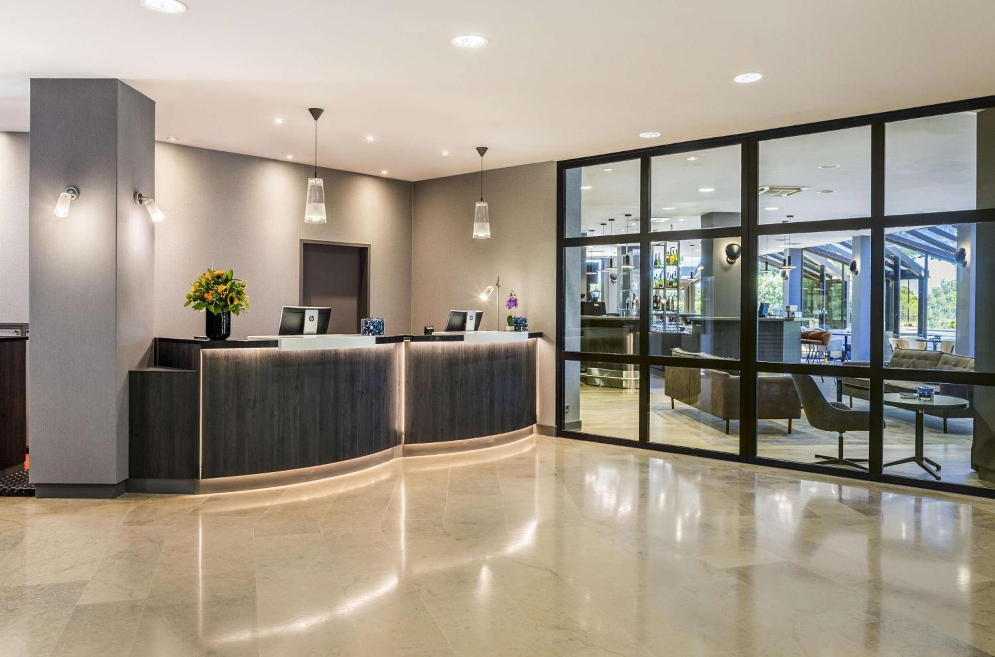 Hotel Nh Luxembourg Airport Niederanven Zewnętrze zdjęcie