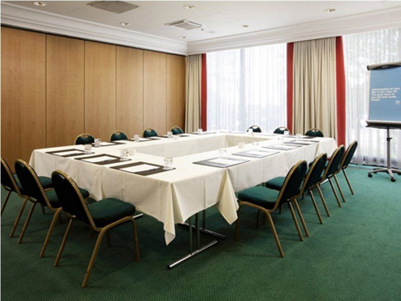 Hotel Nh Luxembourg Airport Niederanven Zewnętrze zdjęcie